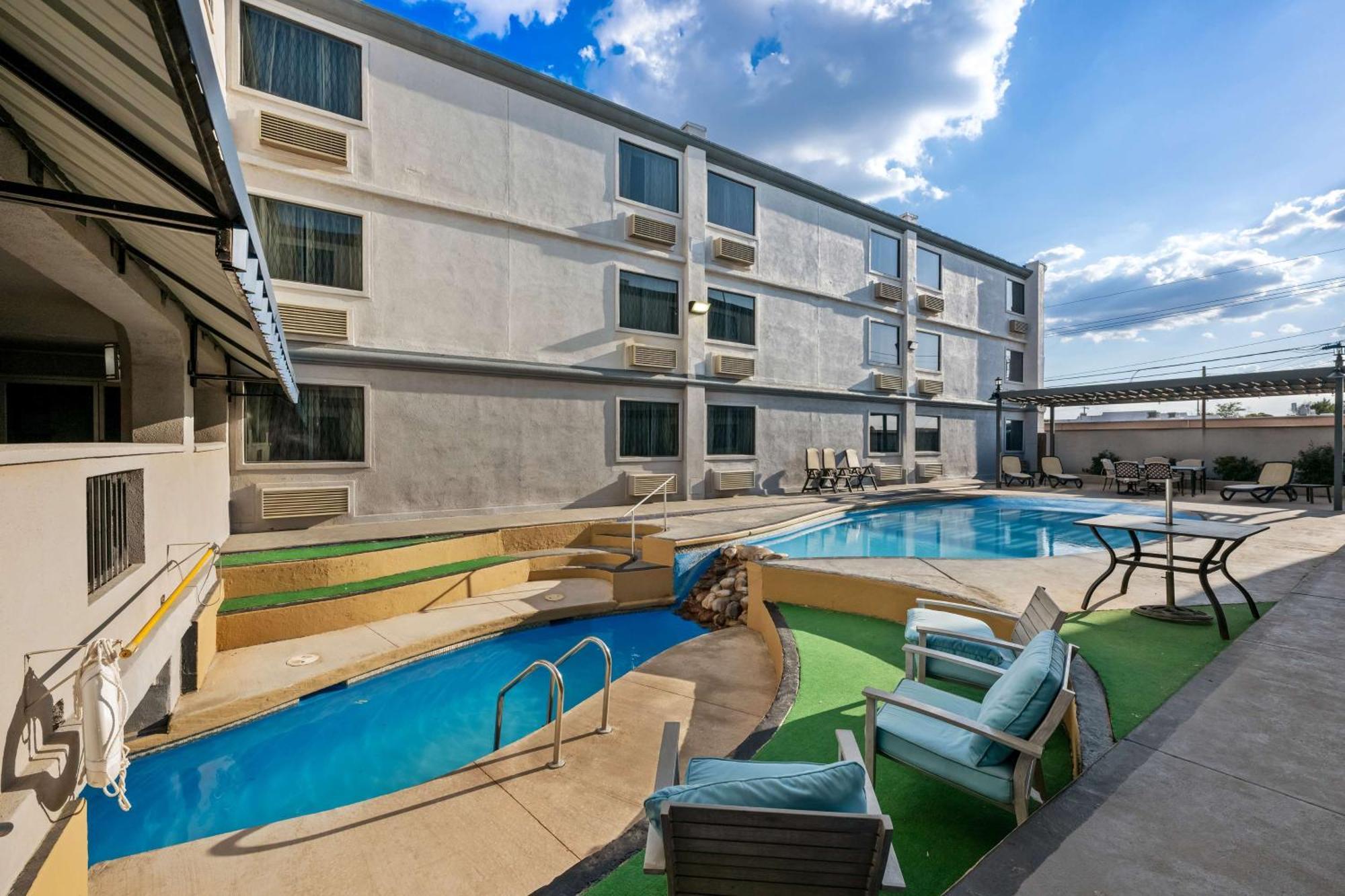 Surestay Plus Hotel By Best Western Lubbock Medical Center Εξωτερικό φωτογραφία