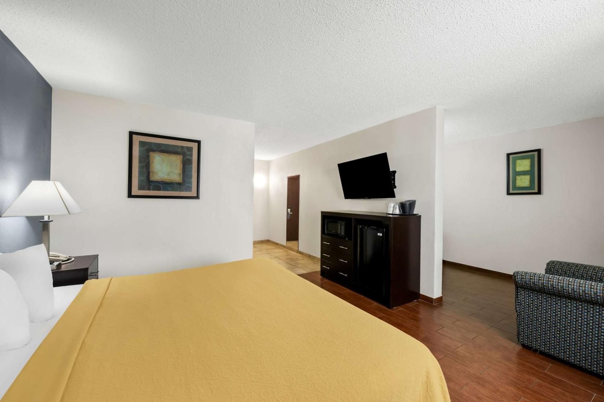 Surestay Plus Hotel By Best Western Lubbock Medical Center Εξωτερικό φωτογραφία