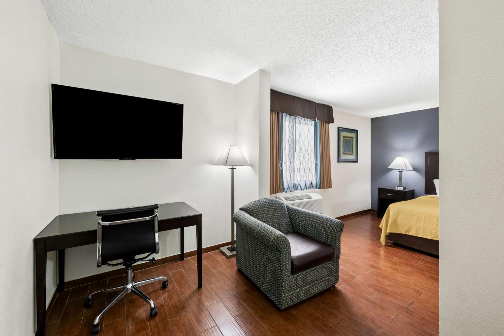 Surestay Plus Hotel By Best Western Lubbock Medical Center Εξωτερικό φωτογραφία