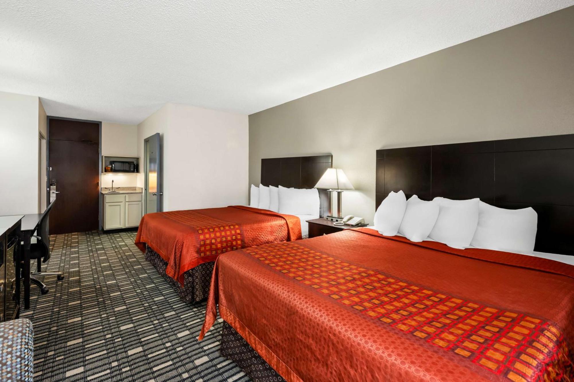 Surestay Plus Hotel By Best Western Lubbock Medical Center Εξωτερικό φωτογραφία