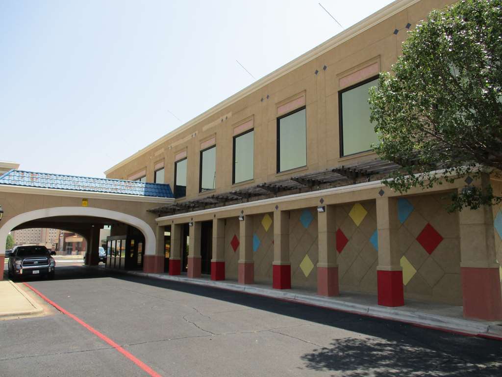 Surestay Plus Hotel By Best Western Lubbock Medical Center Εξωτερικό φωτογραφία