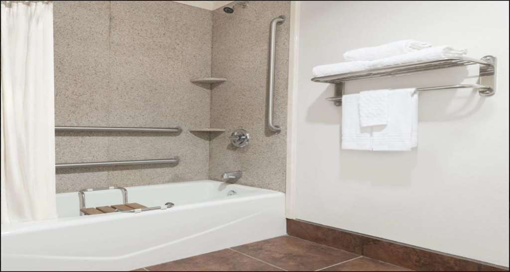 Surestay Plus Hotel By Best Western Lubbock Medical Center Δωμάτιο φωτογραφία